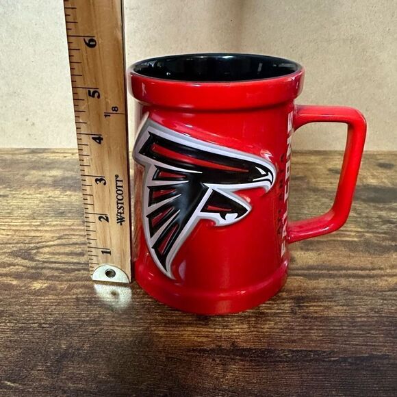 Atlanta Falcons NFL Red Coffee Cup Mug Sculpted Logo 14oz EUC - Picture 6 of 7